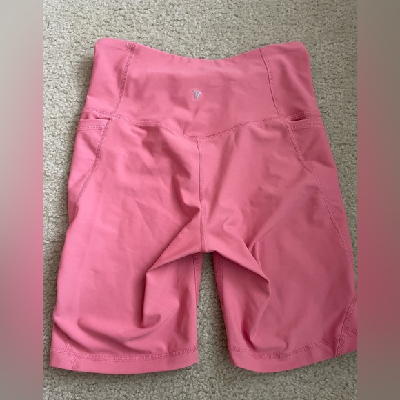 Old Navy Women's Pink Bike Shorts - Picture 4 of 4